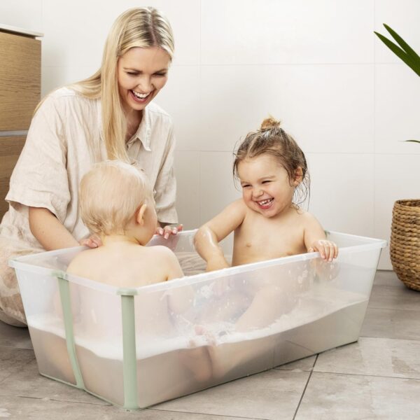 71njwniLr4L._SL1500_.jpg Stokke Flexi Bath X-Large, White - 31.5 x 15.7 x 9.4 in - Best for Infants & Toddlers - Lightweight, Foldable & Easy to Store - Convenient to Use at Home or Traveling
