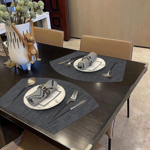 SHACOS Large Size Wedge Placemats with Centerpiece Round Mat Set of 5 Round Table Place Mats Washable Dining Table Placemats Reversible Durable, Black Gray